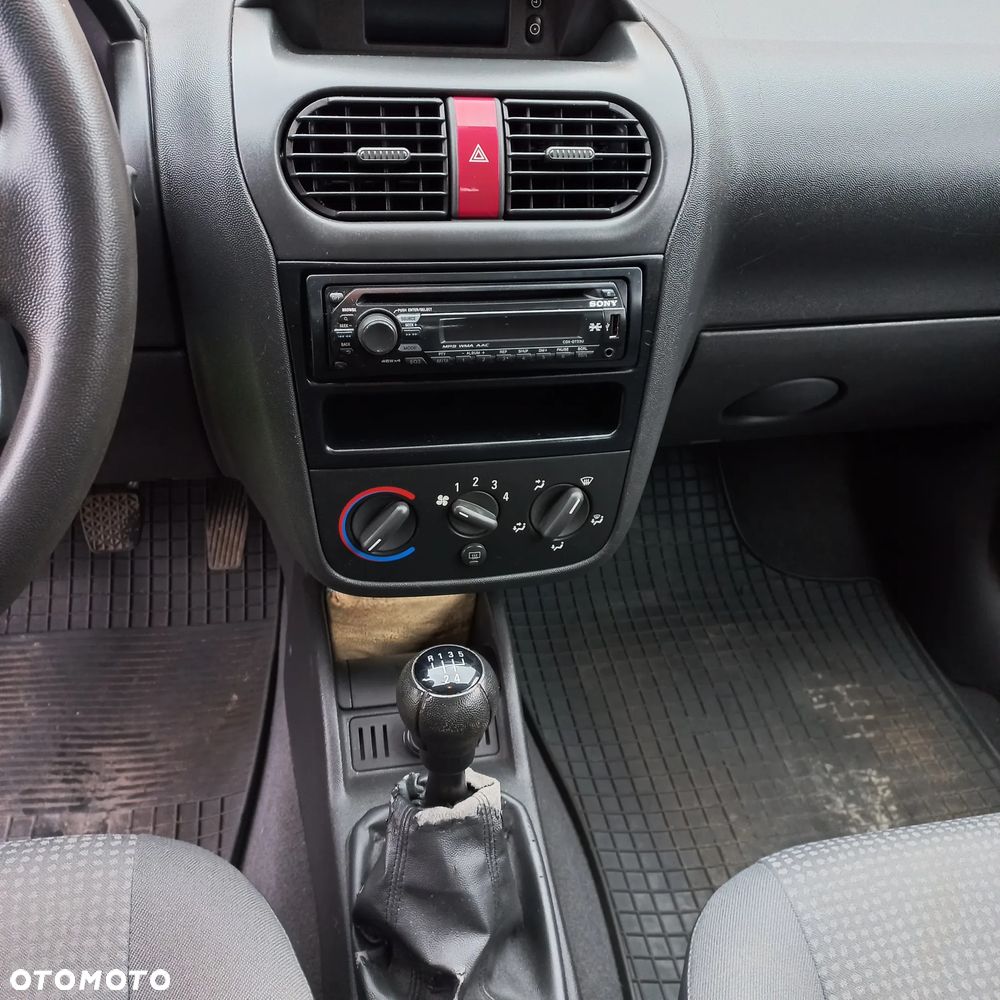 Opel Corsa 1.2 16V Base / Start - 7