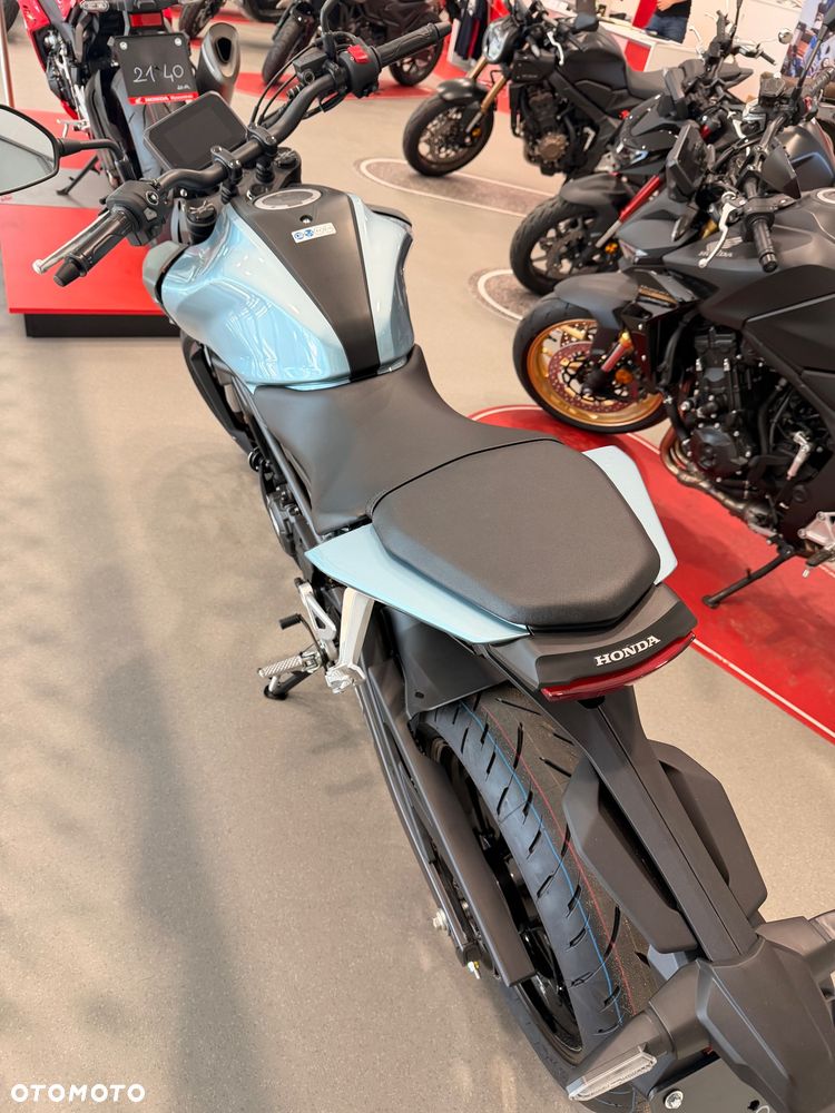 Honda CB - 10