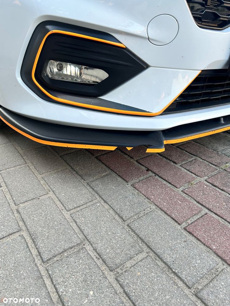 Ford Fiesta - 3