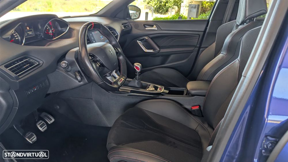 Peugeot 308 1.6 e-THP GTi - 16