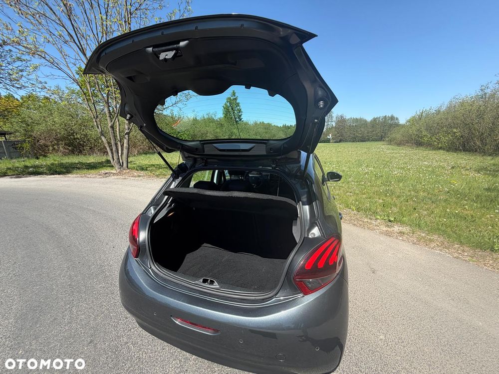 Peugeot 208 1.2 PureTech Active - 9
