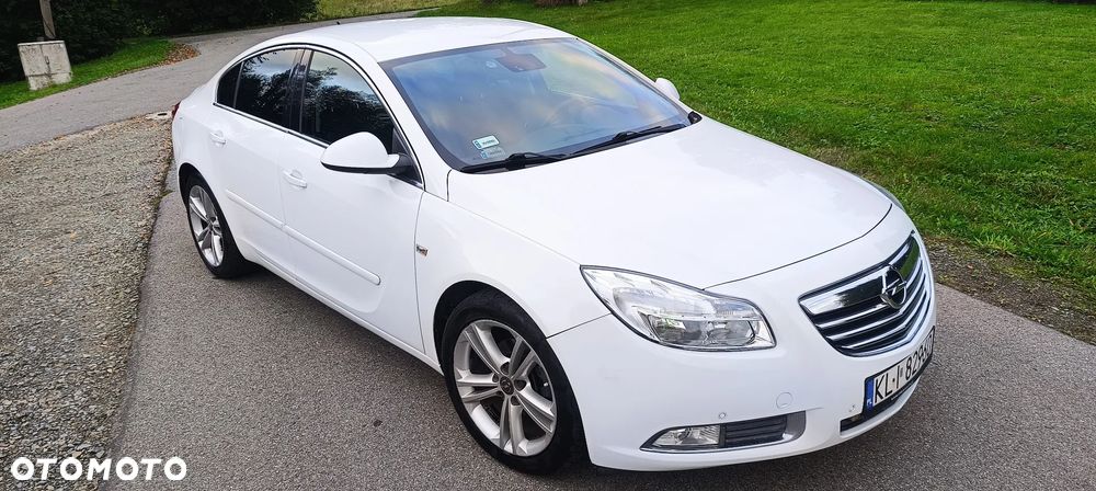 Opel Insignia - 10