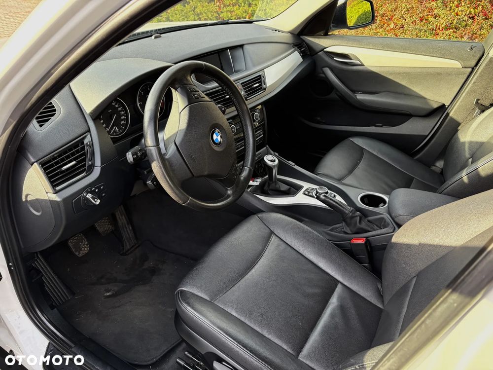 BMW X1 sDrive18d - 13