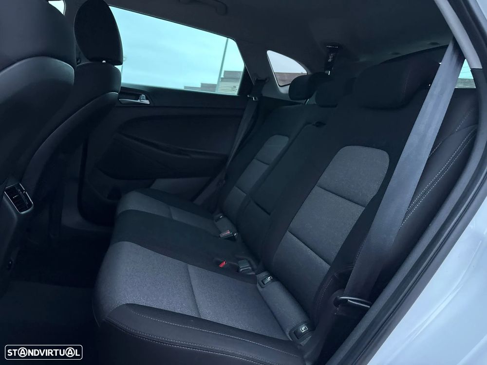 Hyundai Tucson 1.6 GDi Executive - 23