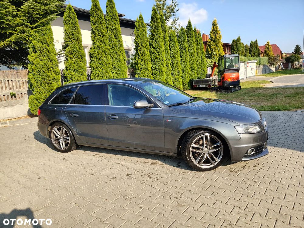 Audi A4 Avant 2.0 TFSI - 1