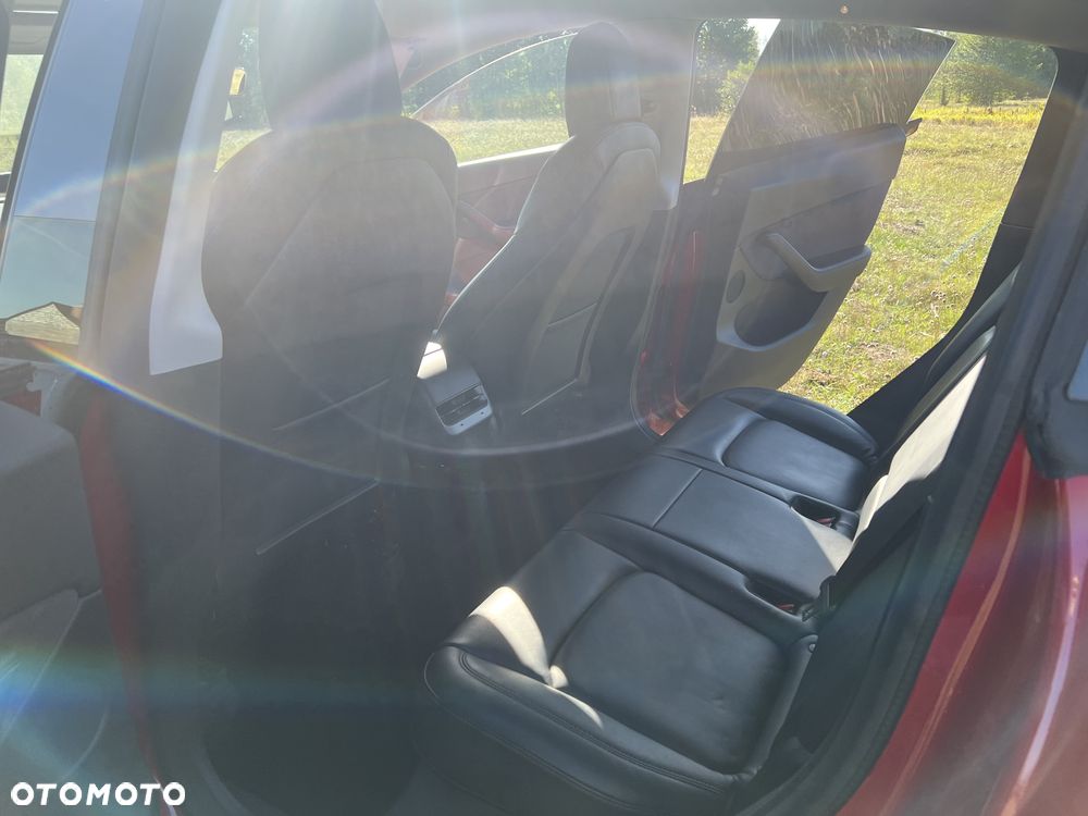 Tesla Y Model Long Range Dual Motor AWD - 14