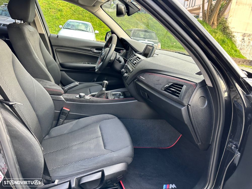 BMW 116 d Pack M - 44