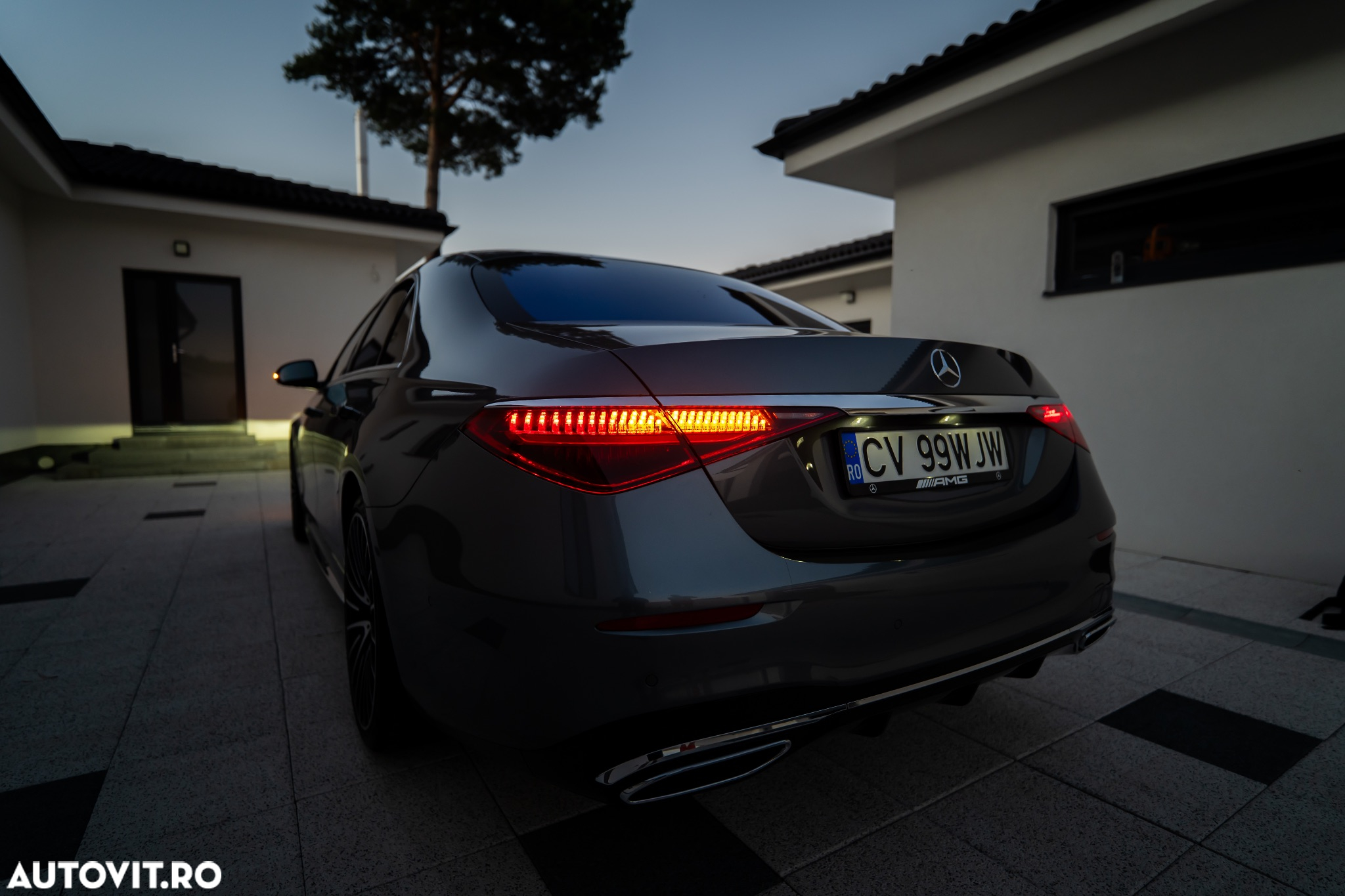 Mercedes-Benz S 400 d 4Matic 9G-TRONIC - 35