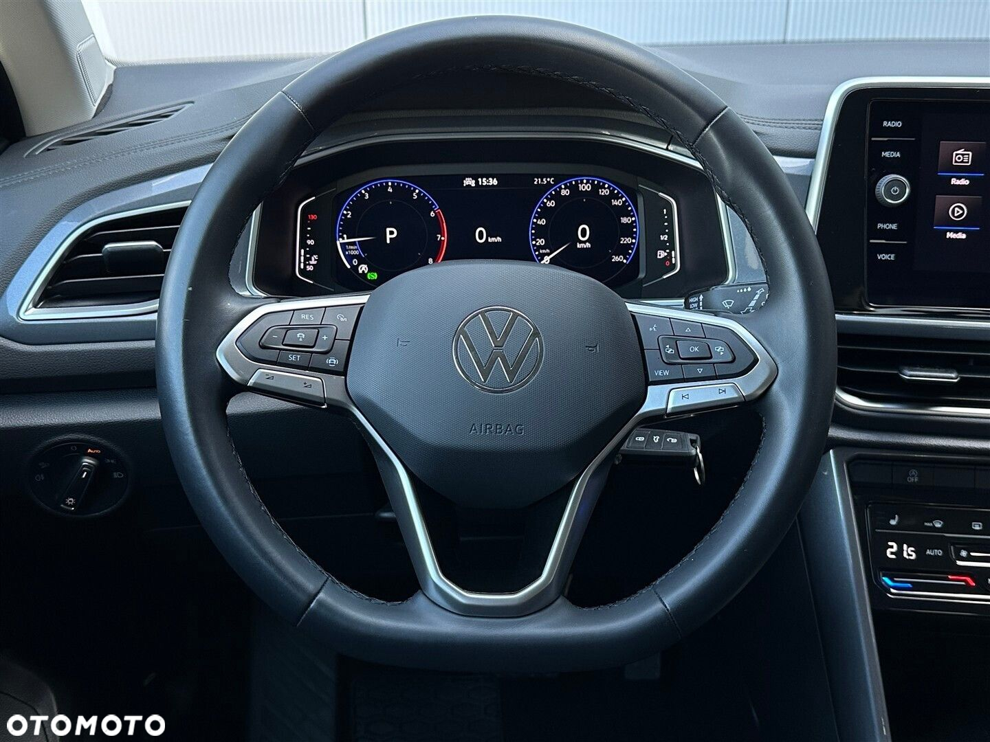 Volkswagen T-Roc 1.5 TSI Style DSG - 13