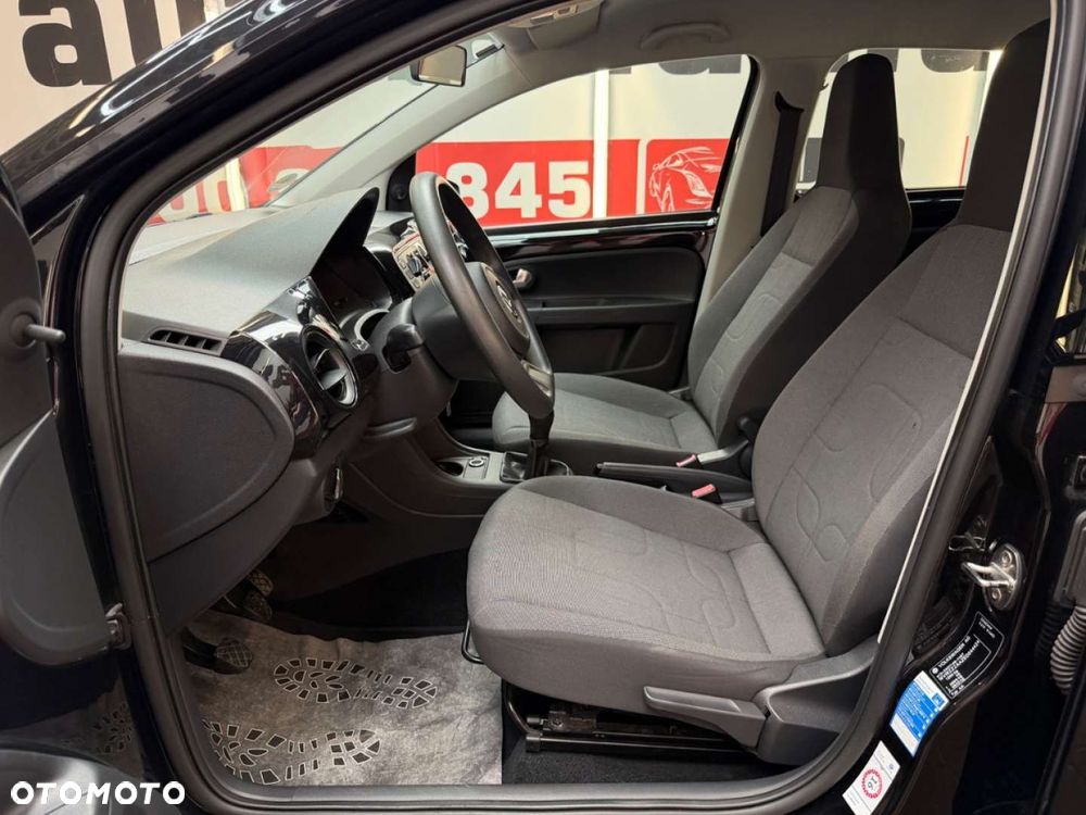 Volkswagen up! - 19