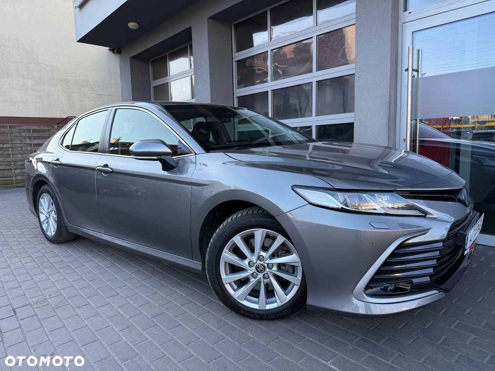 Toyota Camry 2.5 Hybrid Comfort CVT - 1