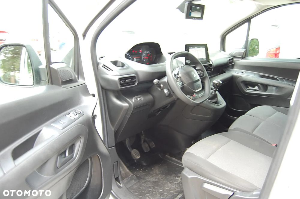 Peugeot Partner - 26