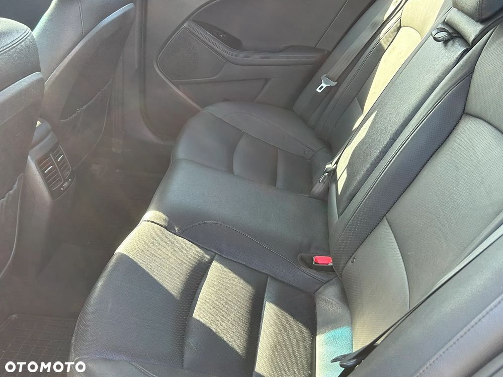 Kia Optima 2.0 XL - 8