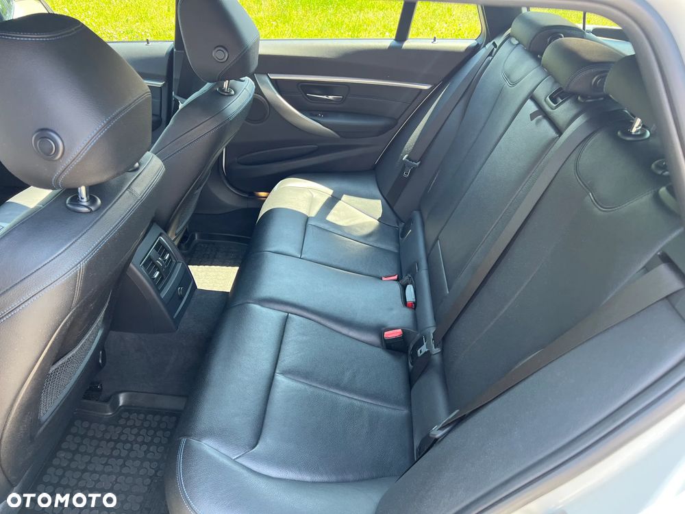 BMW Seria 3 320d M Sport Shadow - 14