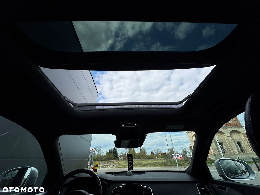 Volvo XC 90 T6 AWD Geartronic RDesign - 28