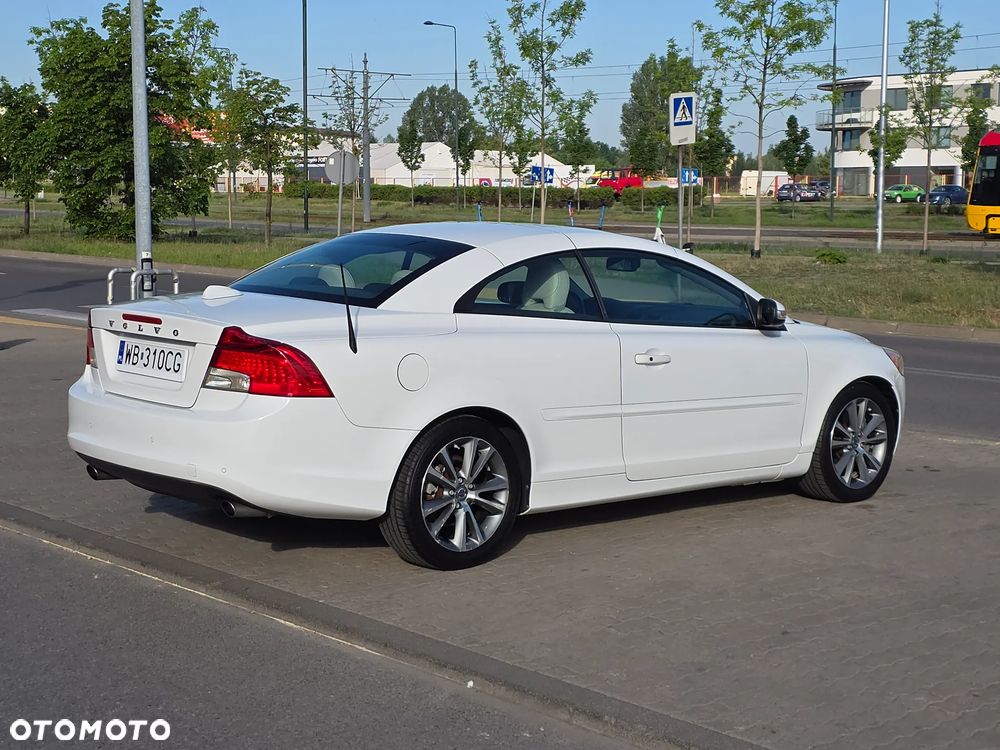 Volvo C70 - 12
