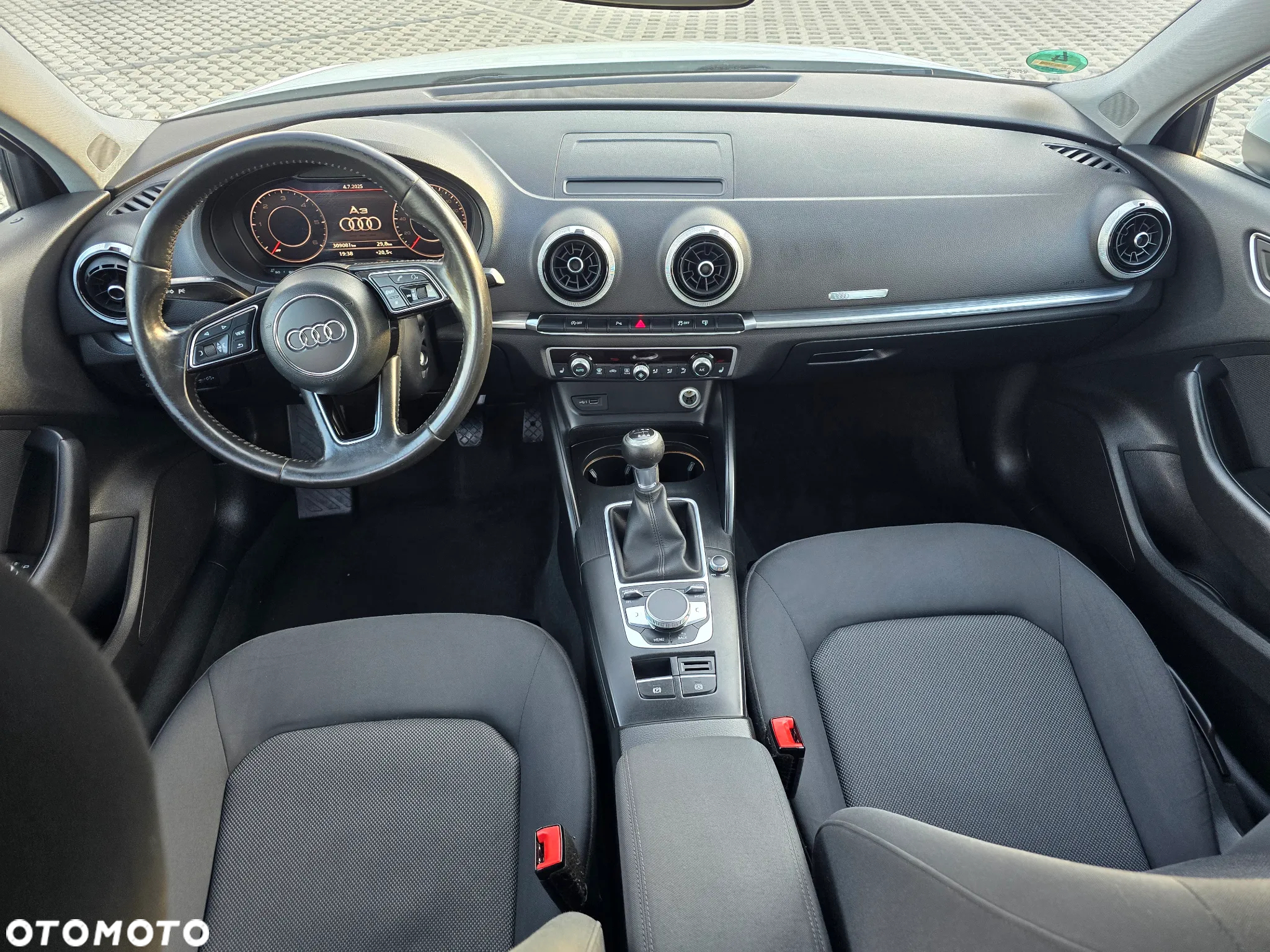 Audi A3 2.0 TDI Ambiente - 17