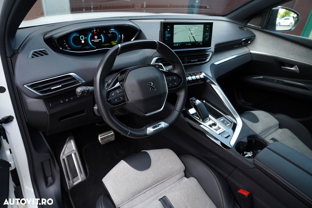 Peugeot 3008 PHEV 300 EAT8 4X4 Allure Pack - 19