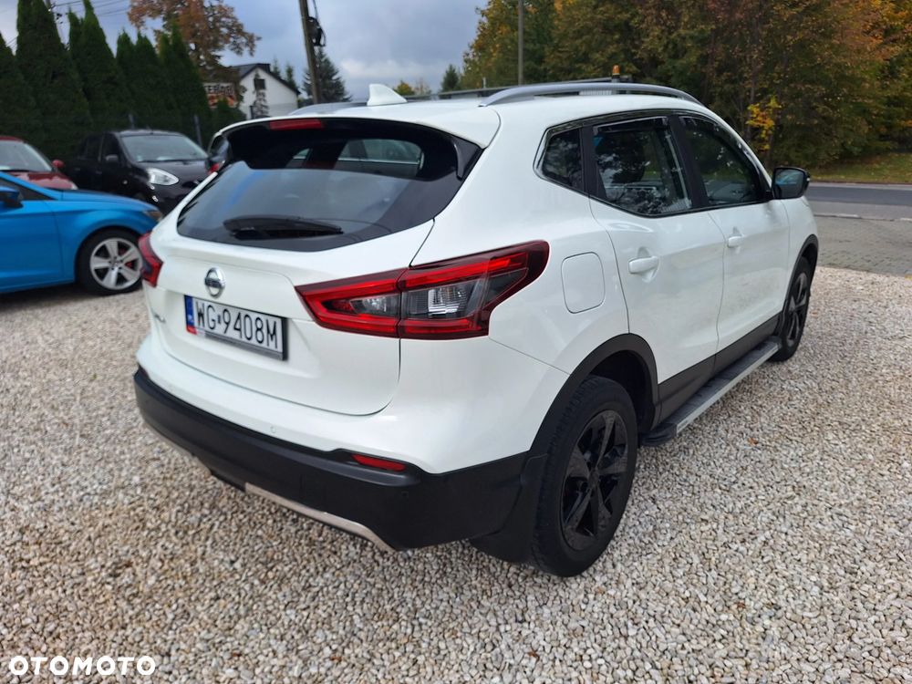 Nissan Qashqai 1.3 DIG-T SHIRO - 8