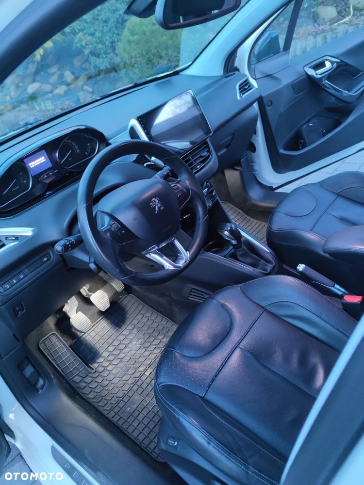 Peugeot 208 1.6 e-HDi Allure STT - 15