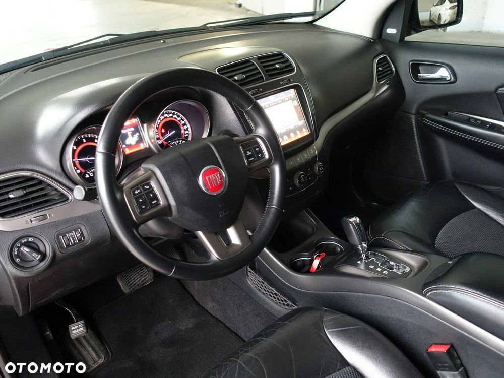 Fiat Freemont 2.0 Multijet 16V DPF Automatik Allrad Cross - 12