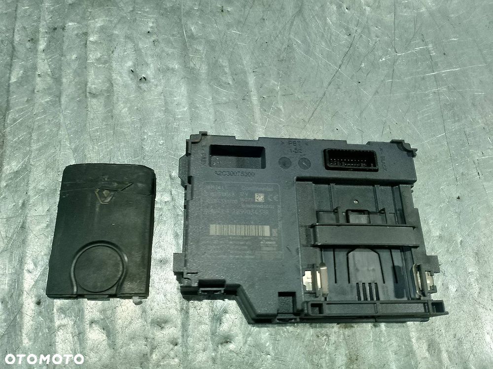 CZYTNIK KART RENAULT CLIO IV ( 12- ) 285903438R 1.5 dci - 3