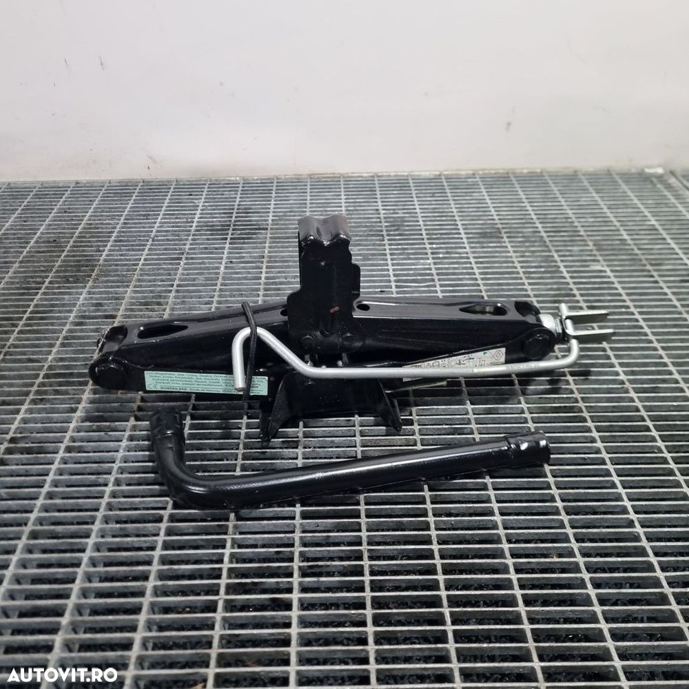 Cric Dacia Duster II 2018 - 2021 (1519) CU CHEIE ROTI - 1