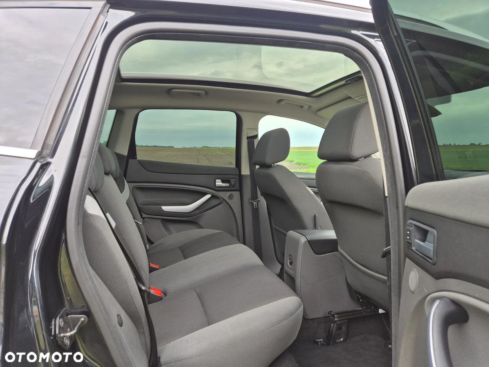 Ford Kuga 2.0 TDCi 4WD Titanium - 3