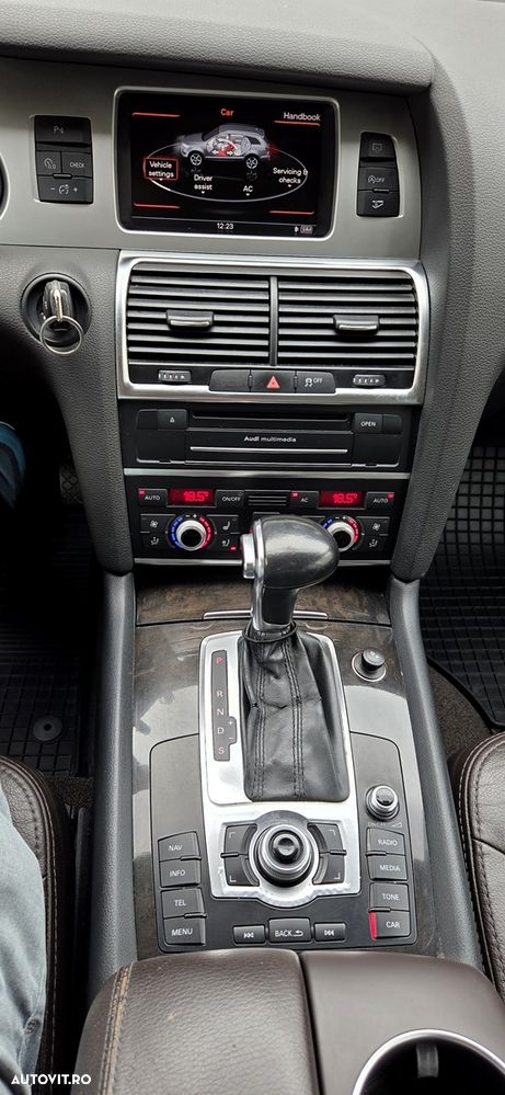 Audi Q7 3.0 TDI Quattro Tip - 23