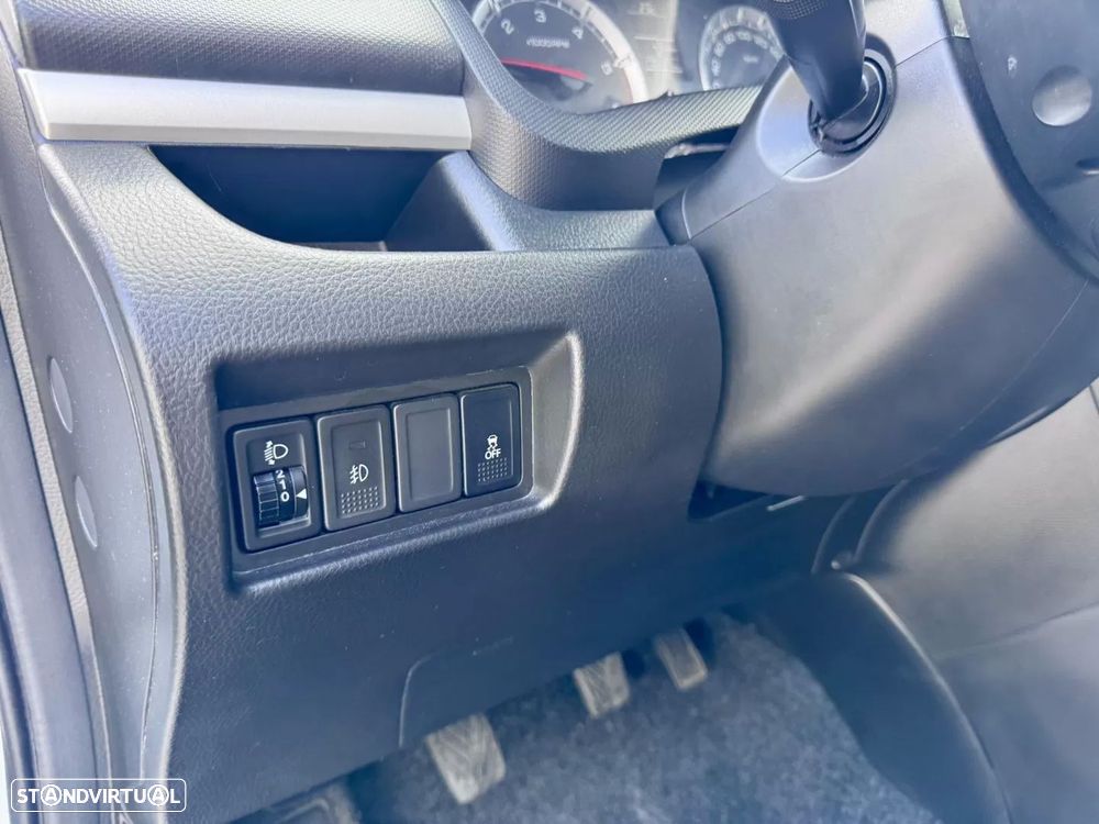 Suzuki Swift 1.3 DDiS GL - 13