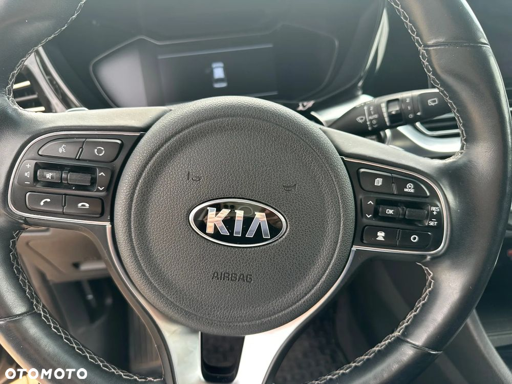 Kia Niro 1.6 GDI Hybrid L Business Line - 37