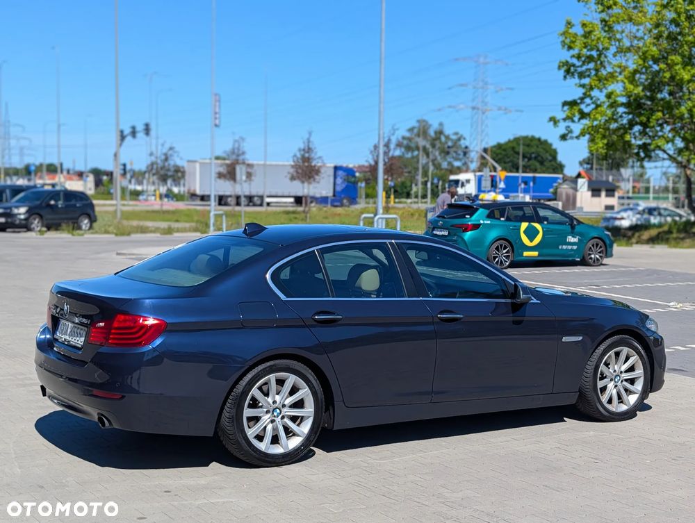 BMW Seria 5 535i xDrive Sport-Aut Luxury Line - 5