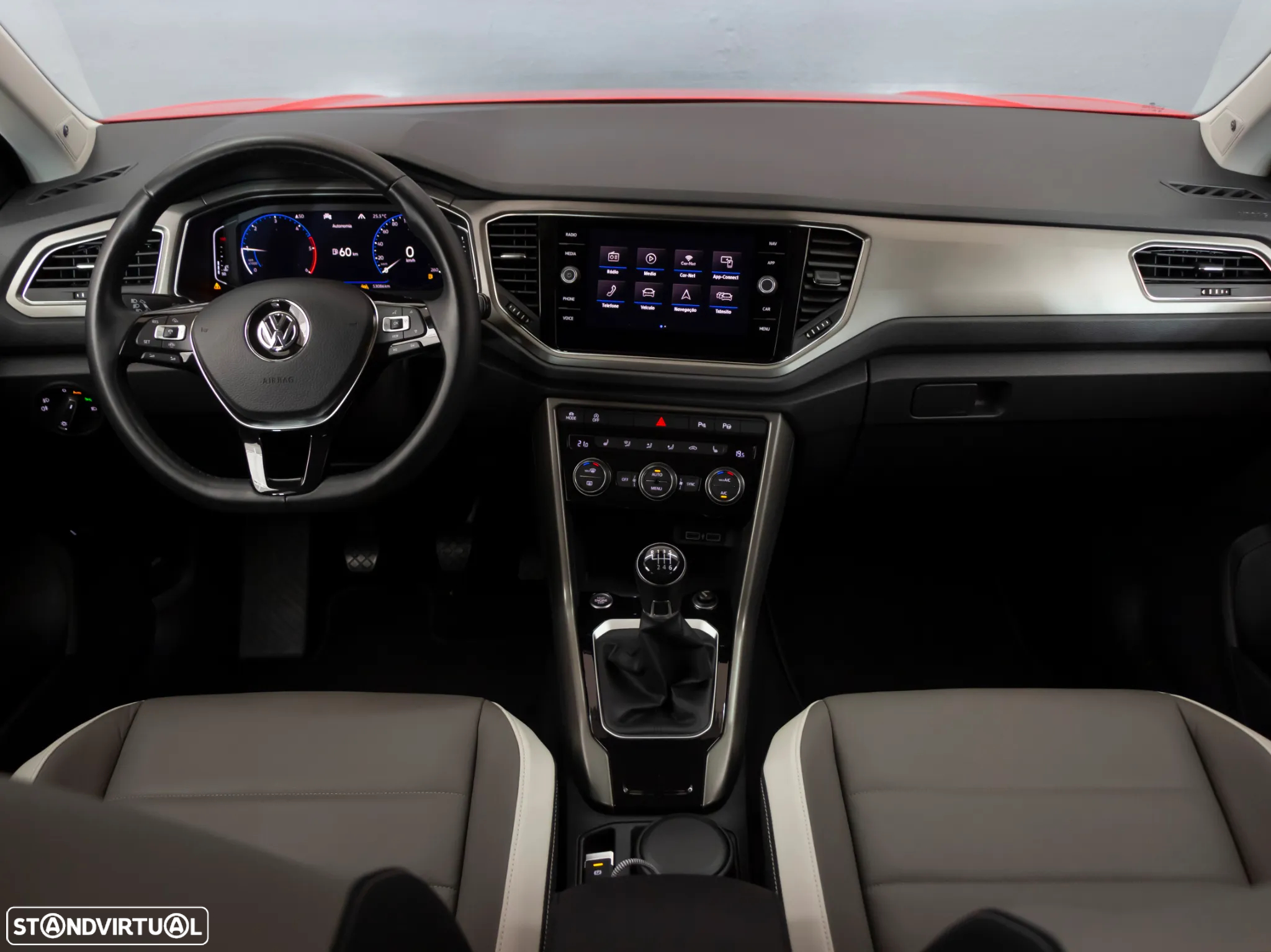 VW T-Roc 1.6 TDI Beats - 18