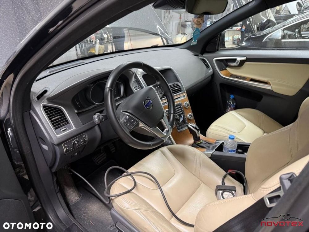 Volvo XC 60 - 5