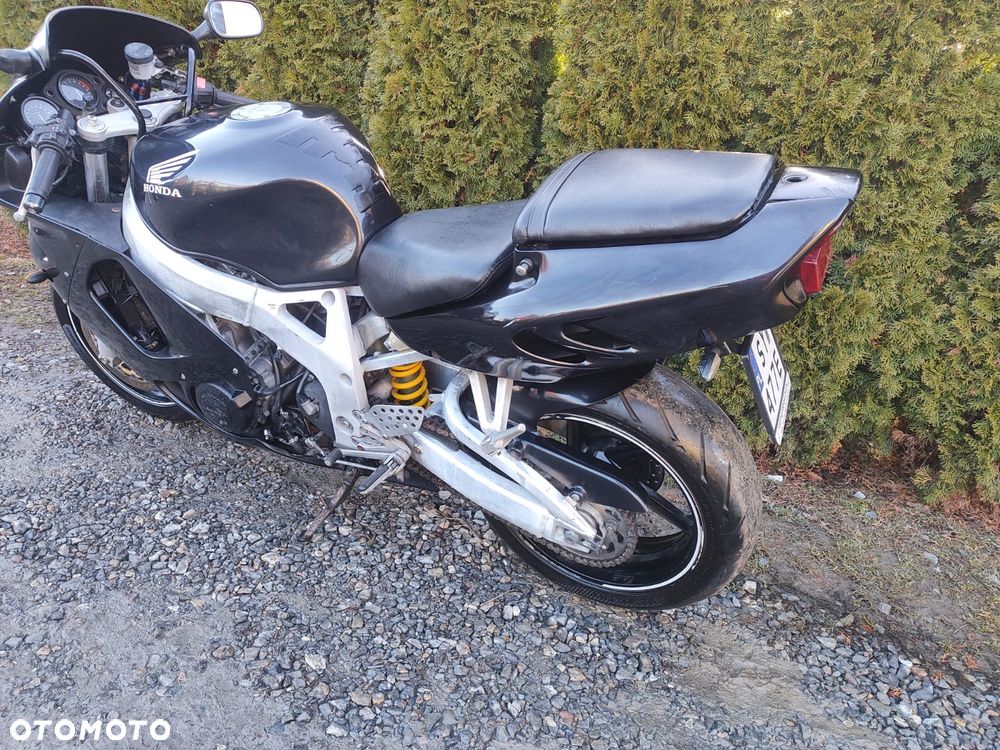 Honda CBR - 6