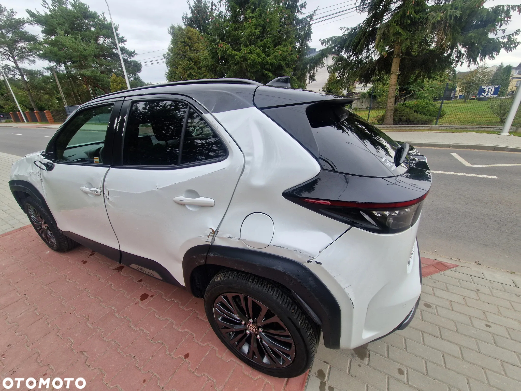 Toyota Yaris Cross Hybrid 1.5 Executive - 18