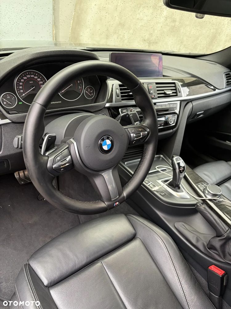 BMW Seria 3 340i xDrive Edition M Sport Shadow - 22