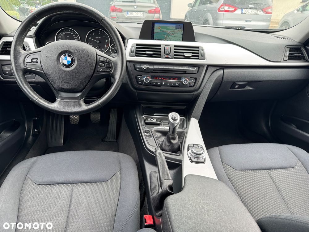 BMW Seria 3 316d Advantage - 22