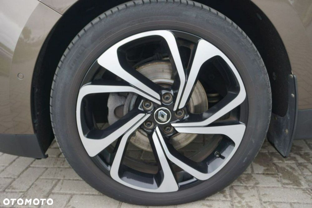 Renault Grand Scenic - 27