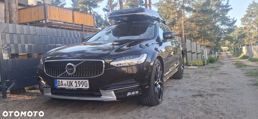 Volvo V90 Cross Country D5 AWD Geartronic - 4