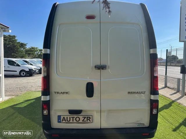 Renault TRAFIC TETO ALTO LONGA 145 CV - 6
