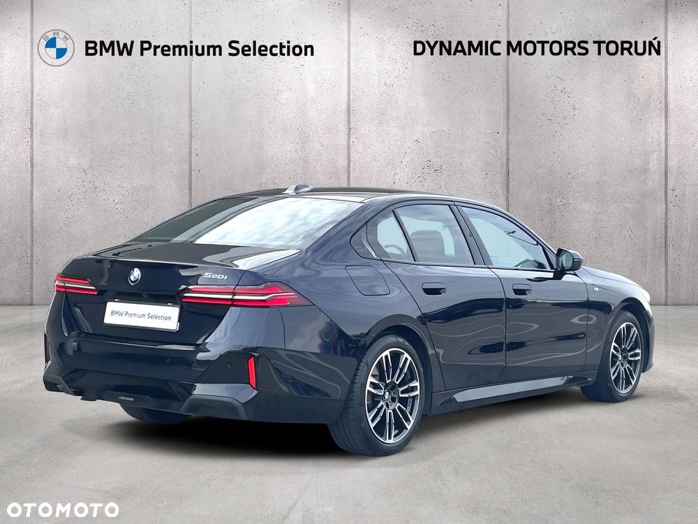 BMW Seria 5 520i mHEV M Sport sport - 3