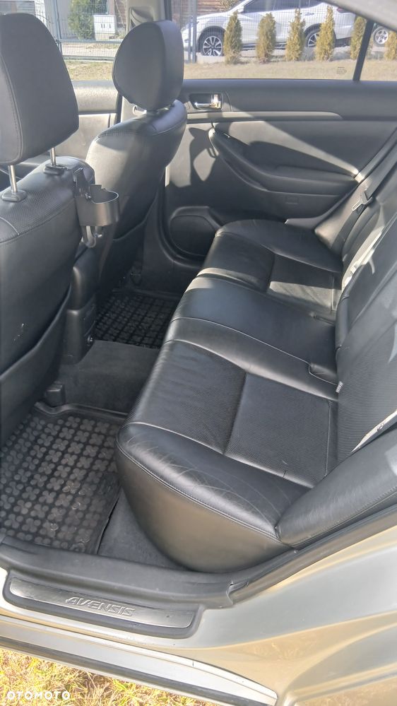 Toyota Avensis 2.2 D-4D Prestige Premium - 5
