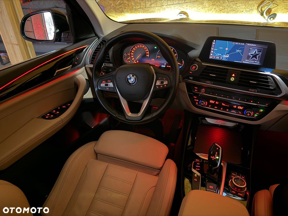 BMW X3 xDrive20d Luxury Line sport - 40