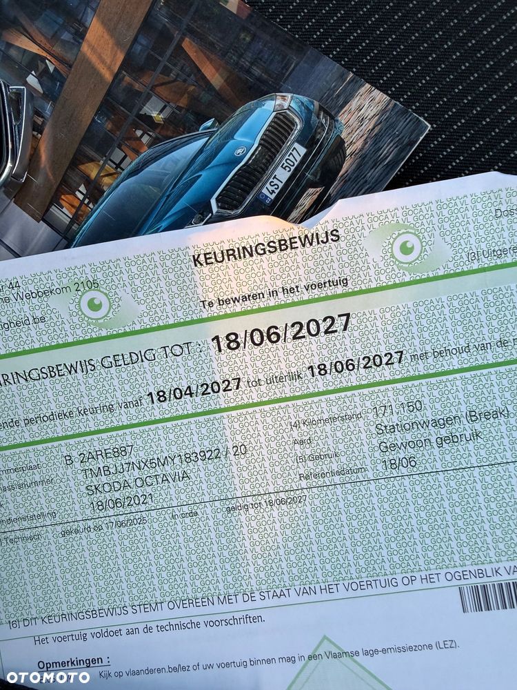Skoda Octavia 2.0 TDI Elegance DSG - 40