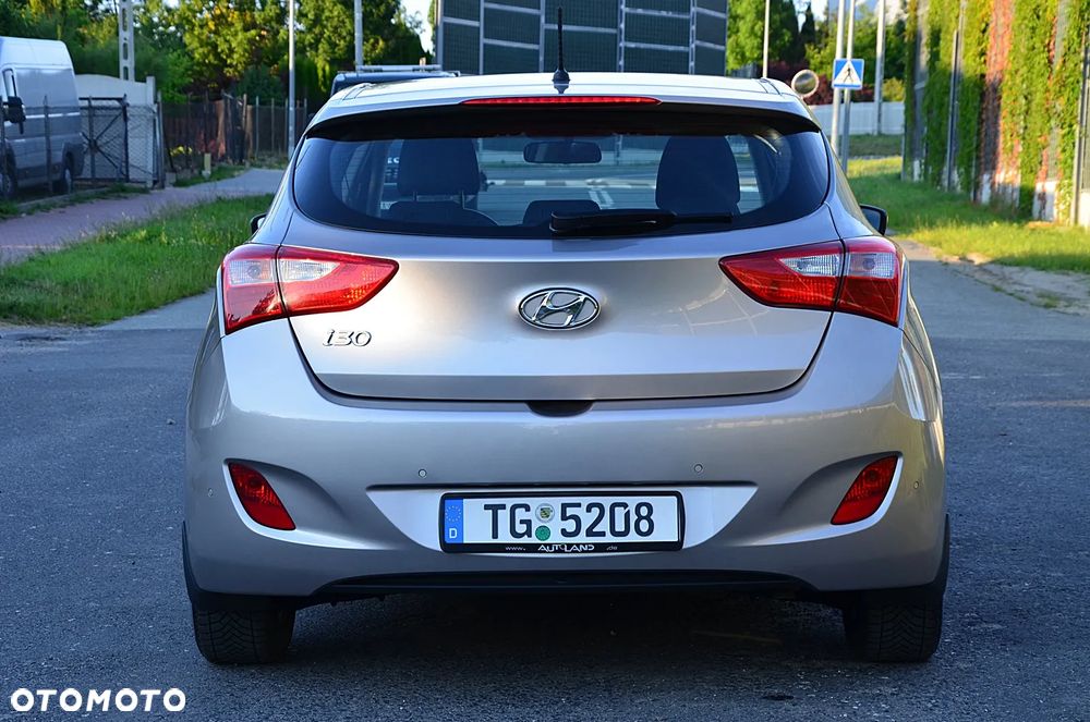 Hyundai i30 1.4 Base - 4
