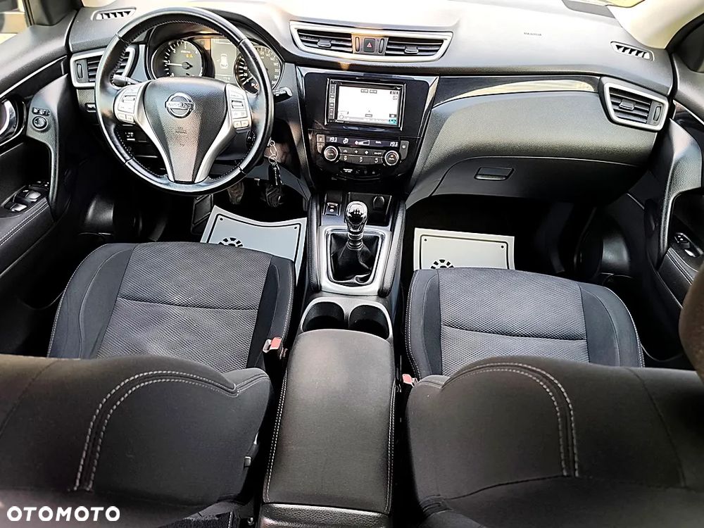 Nissan Qashqai 1.5 dCi DPF acenta - 18