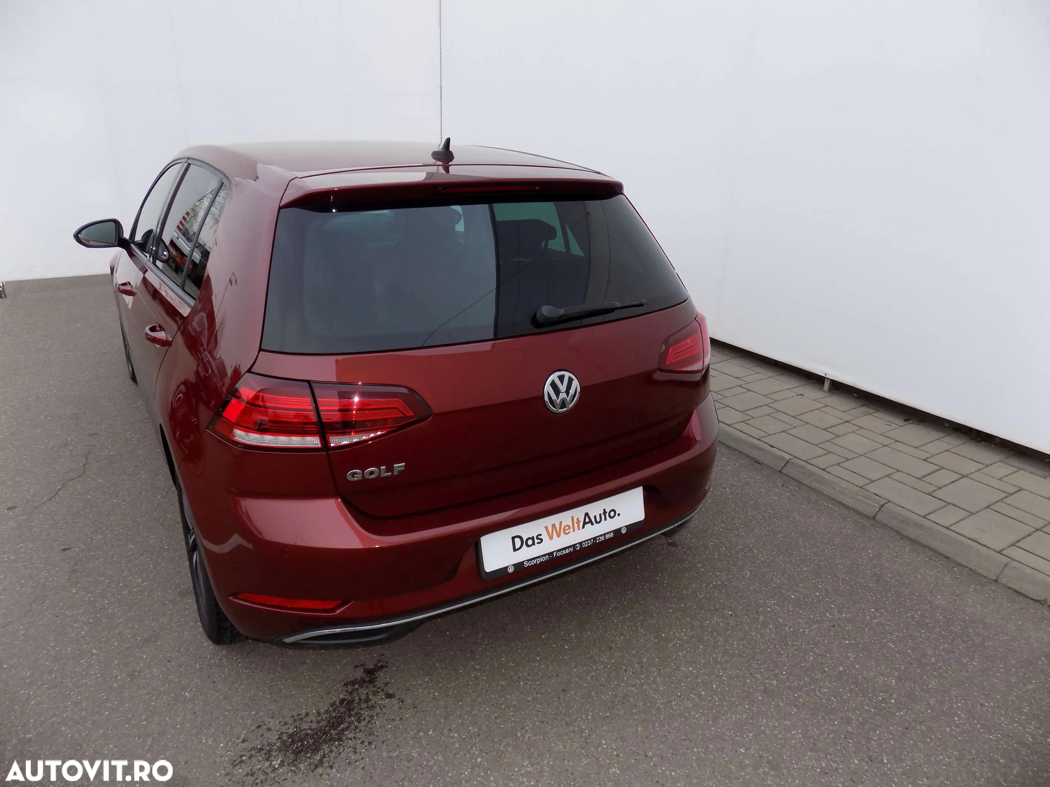 Volkswagen Golf - 4