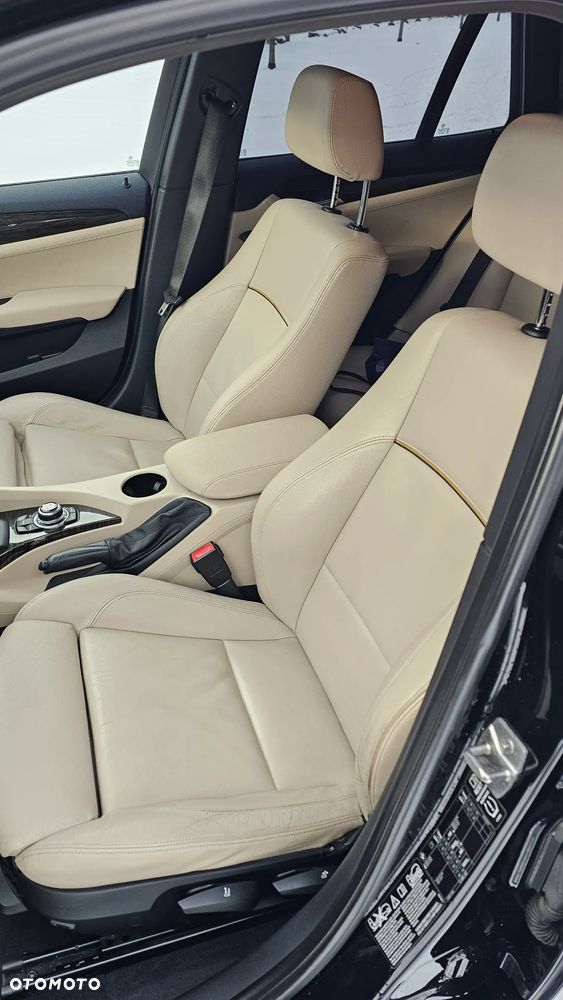 BMW X1 xDrive20i - 12