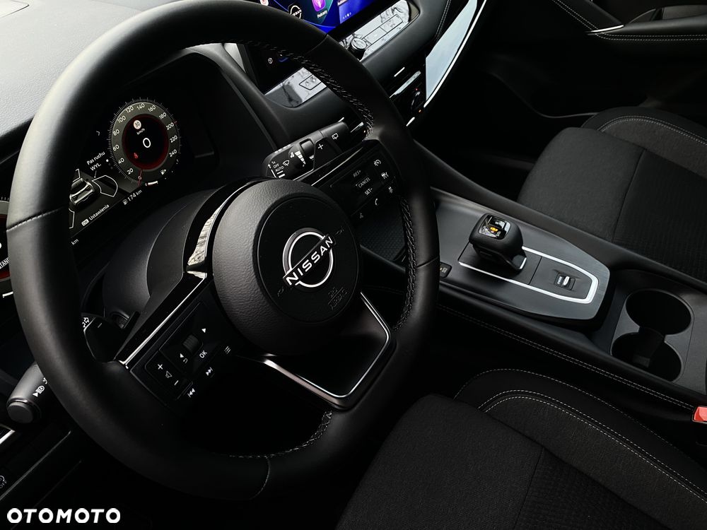 Nissan Qashqai 1.3 DIG-T MHEV N-Connecta Xtronic - 16